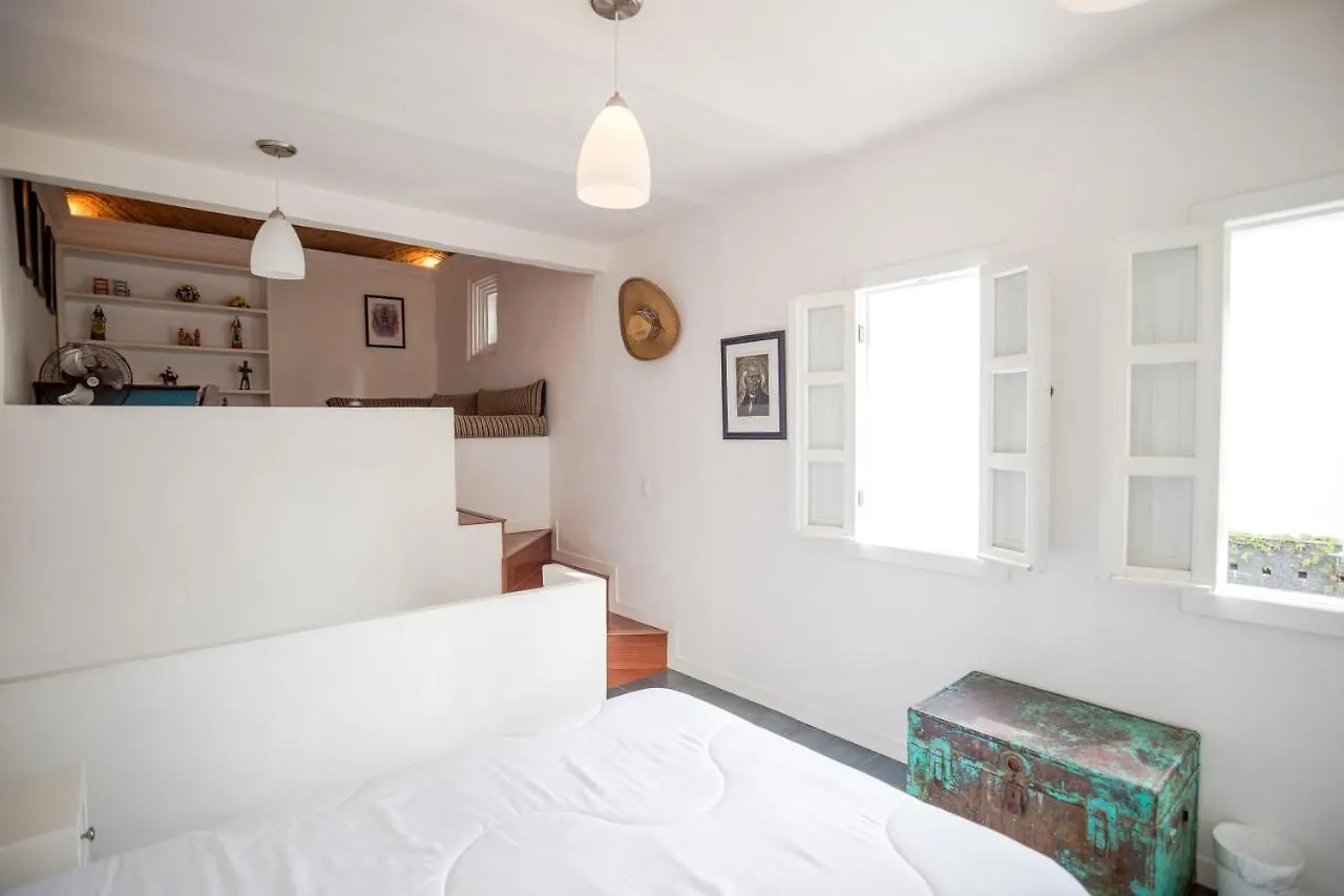 Casa Bruselas Guadalajara Hotel